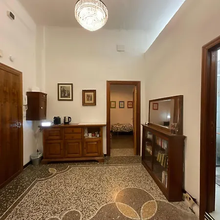 Est 25 In Genua